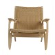 Replica van de Scandinavian Lounge CH25 fauteuil in essenhout