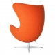 Replica Egg Chair in kasjmier door ontwerper Arne Jacobsen