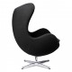 Replica Egg Chair in kasjmier door ontwerper Arne Jacobsen